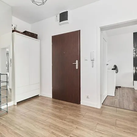 Odra Tower By Renters * Breslavia