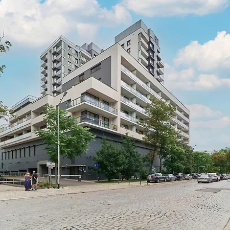 Odra Tower By Renters *